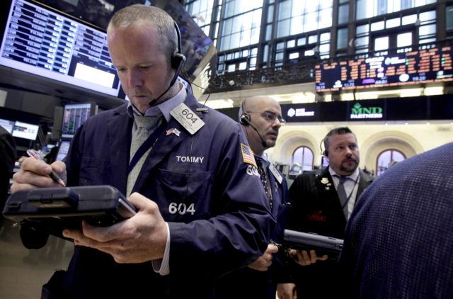 Με άνοδο Γουόλ Στριτ και ευρωπαϊκές αγορές την Τρίτη